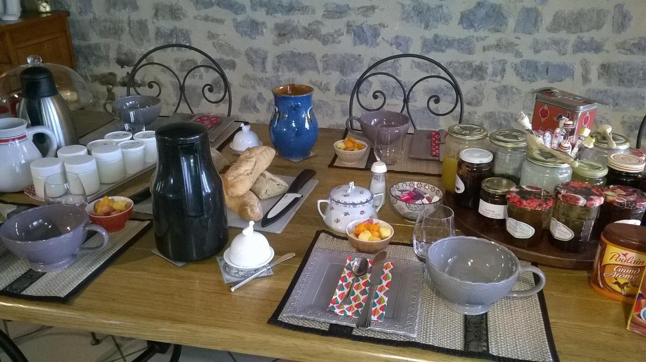 Au Rendez Vous De L'Auxois B&B Essey Kültér fotó