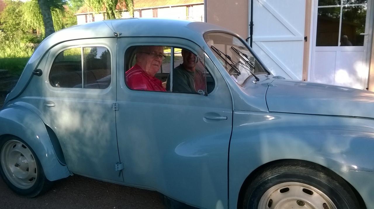 Au Rendez Vous De L'Auxois B&B Essey Kültér fotó